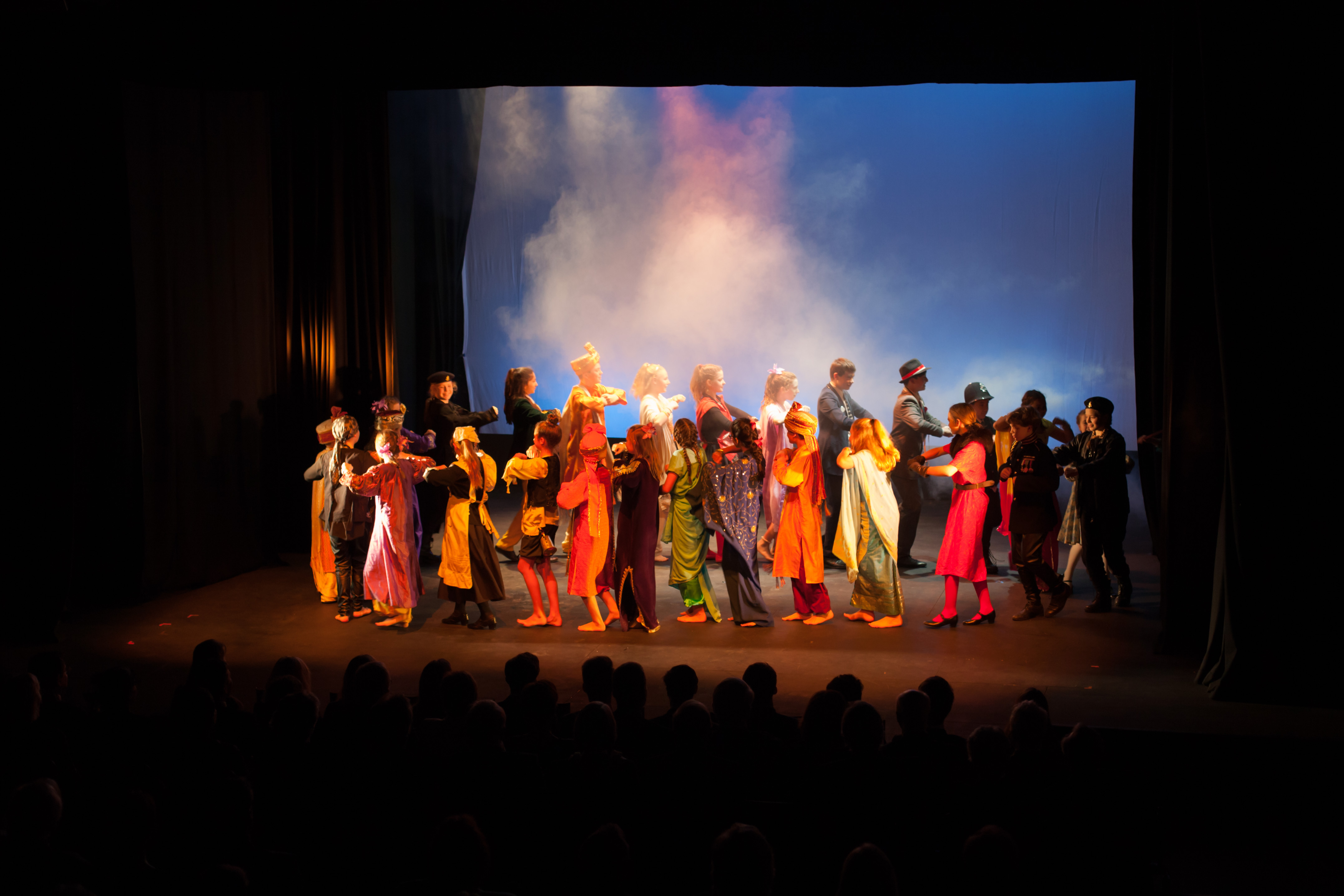 Cobham Theatre (Nov 2017)